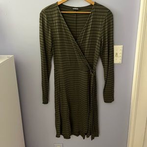 🦋Express wrap dress🦋